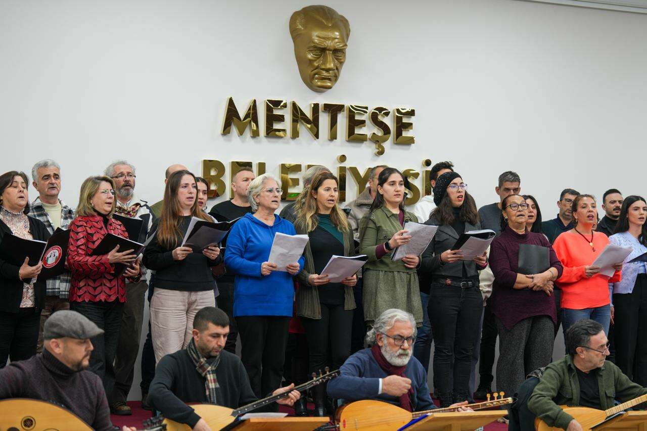 Menteşe Belediye Korosu’ndan Barış Manço Anısına Özel Konser 4